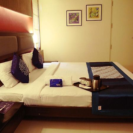 Hôtel Oyo Premium Shirole Road à Pune Extérieur photo